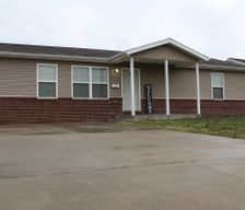 United States Missouri Joplin vacation rental compare prices direct by owner 11491616