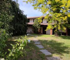 Italy Lombardia Vergiate vacation rental compare prices direct by owner 6527157