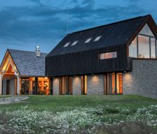 Romania Județul Harghita Izvoare vacation rental compare prices direct by owner 13020788