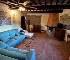 Italy Umbria Piegaro vacation rental compare prices direct by owner 11651553