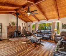 United States California Oakhurst vacation rental compare prices direct by owner 11372705