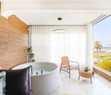 Israel Haifa District Haifa vacation rental compare prices direct by owner 13054743