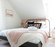 Canada Ontario Prince Edward vacation rental compare prices direct by owner 12414704
