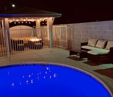 United States Nevada Las Vegas vacation rental compare prices direct by owner 33184823