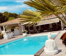 France Nouvelle-Aquitaine Saint-Julien-en-Born vacation rental compare prices direct by owner 13168331
