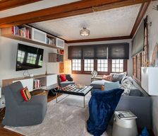 United States Kansas Lawrence vacation rental compare prices direct by owner 23666993