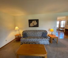United States New York Massena vacation rental compare prices direct by owner 15658125
