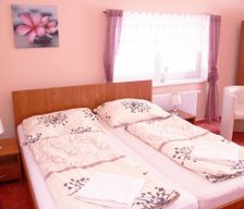Czechia Zlínský kraj Šarovy vacation rental compare prices direct by owner 13258162