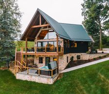 United States Ohio Sugarcreek vacation rental compare prices direct by owner 13197713