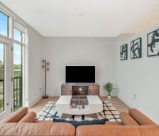 United States Kansas Wichita vacation rental compare prices direct by owner 13397984