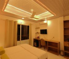 Maldives North Central Province Thulusdhoo vacation rental compare prices direct by owner 15771658
