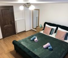 Romania Județul Bihor Oradea vacation rental compare prices direct by owner 26254144