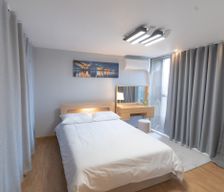 South Korea Seoul Mapo-gu vacation rental compare prices direct by owner 15658109