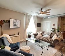 United States Wisconsin Milwaukee vacation rental compare prices direct by owner 15378602