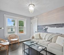 United States Rhode Island Bristol vacation rental compare prices direct by owner 14868477