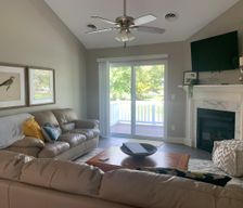 United States Iowa Bettendorf vacation rental compare prices direct by owner 29205069