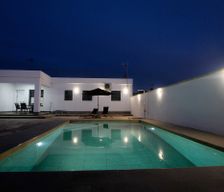 Spain Andalucía Chiclana de la Frontera vacation rental compare prices direct by owner 4786385
