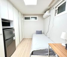 South Korea Seoul Mapo-gu vacation rental compare prices direct by owner 27455841
