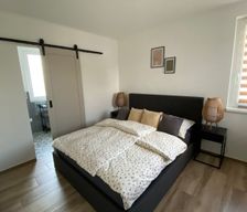 Hungary Pest Gyál vacation rental compare prices direct by owner 24178661