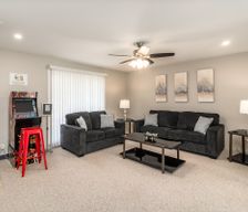 United States Illinois Orland Park vacation rental compare prices direct by owner 24374897