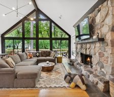 United States Wisconsin Fontana-on-Geneva Lake vacation rental compare prices direct by owner 25035818