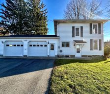 United States New York Malone vacation rental compare prices direct by owner 25873679