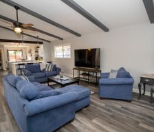 United States California Fresno vacation rental compare prices direct by owner 25201705