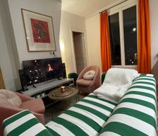 France Île-de-France Vanves vacation rental compare prices direct by owner 26014297