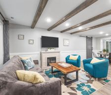 United States Illinois Schaumburg vacation rental compare prices direct by owner 29529685