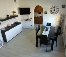 Italy Lombardia Lezzeno vacation rental compare prices direct by owner 4793725