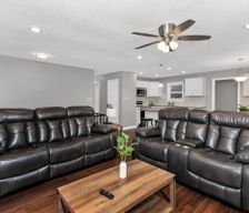 United States Alabama Huntsville vacation rental compare prices direct by owner 29017734