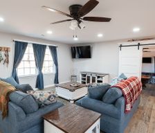 United States South Carolina Central vacation rental compare prices direct by owner 28481074