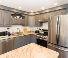 United States Illinois Schaumburg vacation rental compare prices direct by owner 32397053