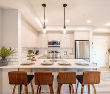 Canada Alberta Calgary vacation rental compare prices direct by owner 27286022