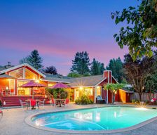 United States California Guerneville vacation rental compare prices direct by owner 515941