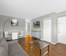 United States Illinois Waukegan vacation rental compare prices direct by owner 32621090