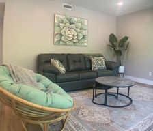 United States Illinois Carbondale vacation rental compare prices direct by owner 28931338