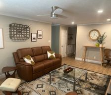 United States Kansas Manhattan vacation rental compare prices direct by owner 26580800