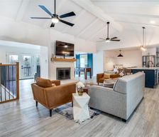 United States Texas Pottsboro vacation rental compare prices direct by owner 28607349