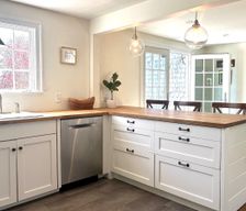 United States Rhode Island Middletown vacation rental compare prices direct by owner 28230119