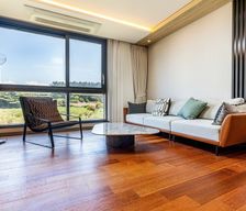 South Korea Jeju Province Jeju-si vacation rental compare prices direct by owner 28935058