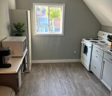 United States New York Malone vacation rental compare prices direct by owner 27704643