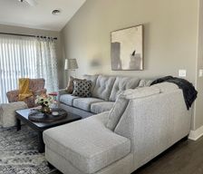 United States Iowa Bettendorf vacation rental compare prices direct by owner 29427591