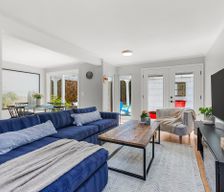 United States Washington Tacoma vacation rental compare prices direct by owner 28549471