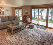 United States Wisconsin Neenah vacation rental compare prices direct by owner 3502500