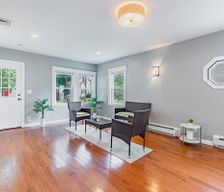 United States Massachusetts Weymouth Town vacation rental compare prices direct by owner 28379819