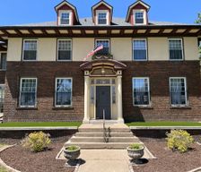United States Iowa Davenport vacation rental compare prices direct by owner 29446839