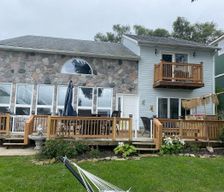 United States Michigan Waterford Township vacation rental compare prices direct by owner 33194733
