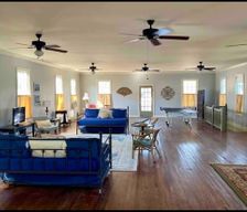 United States Louisiana Breaux Bridge vacation rental compare prices direct by owner 28542077