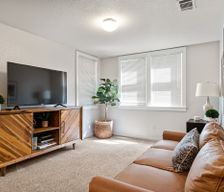 United States California Sacramento vacation rental compare prices direct by owner 32330883